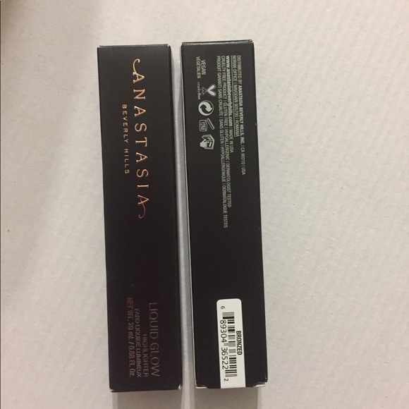Anastasia Beverly Hills Liquid Glow - Picture 1 of 2